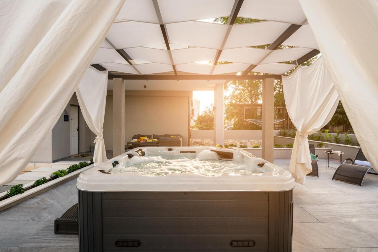 Family Apartment Dubrovnik - Private Jacuzzi Terrace, Private Parking Exterior foto